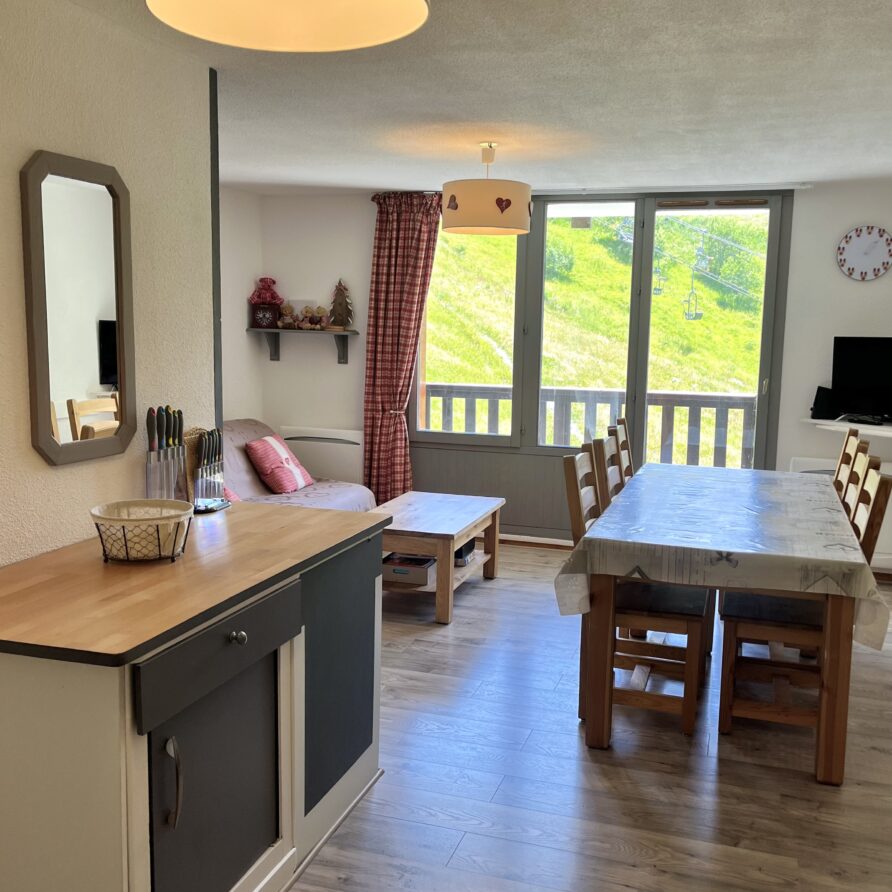Appartement 8 personnes au pied des pistes – ST BERNARD 19